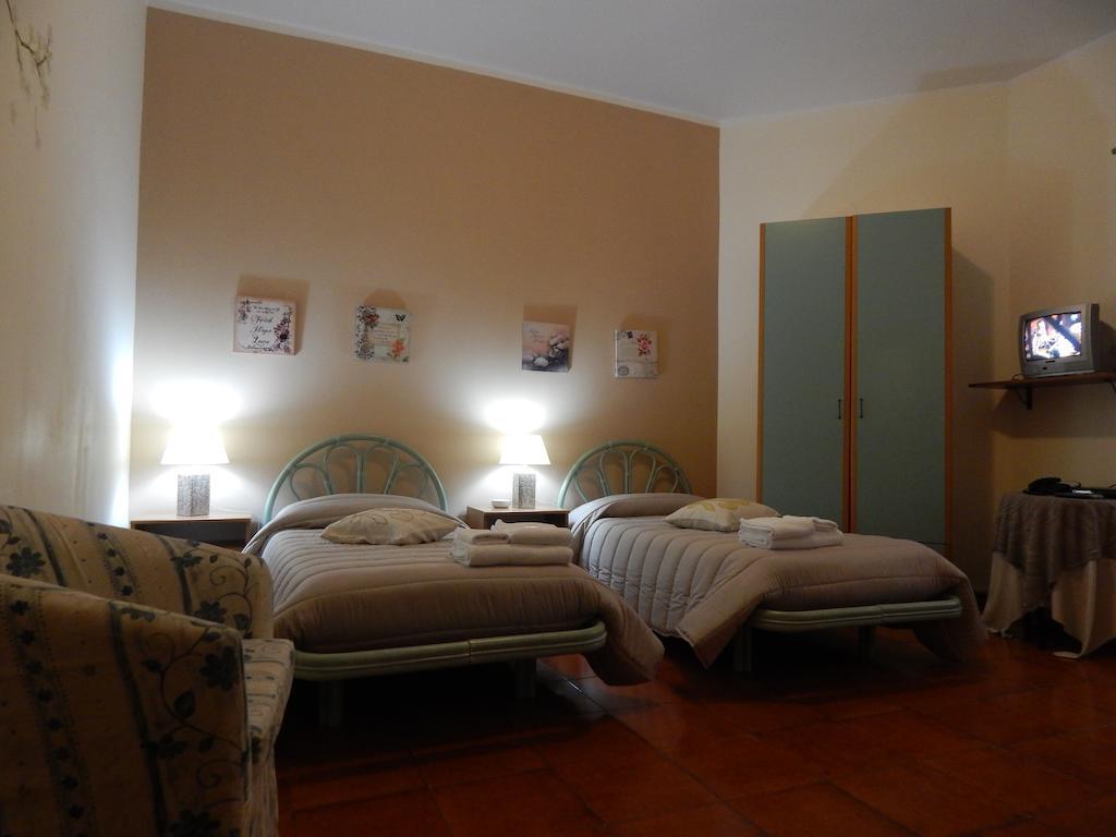 Hotel Il Platano Ottana Quarto foto
